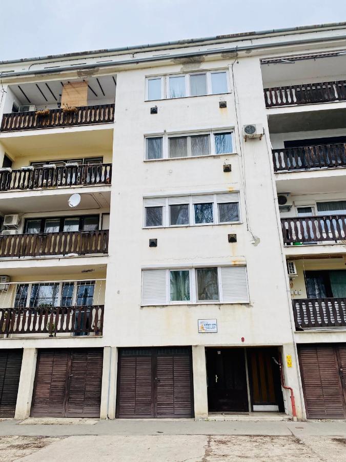 Kalvaria Apartman 塞格德 外观 照片