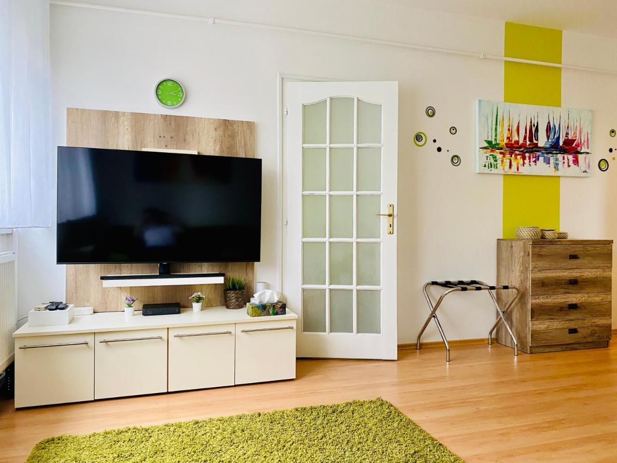 Kalvaria Apartman 塞格德 外观 照片